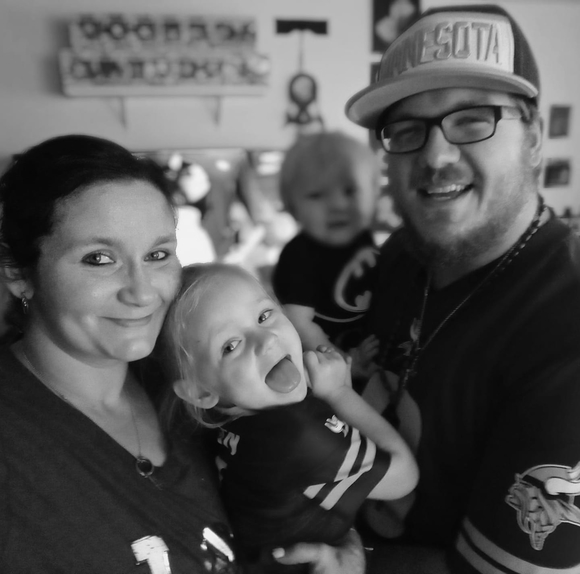 Meet your Posher, Amy - Picture 1 of 1